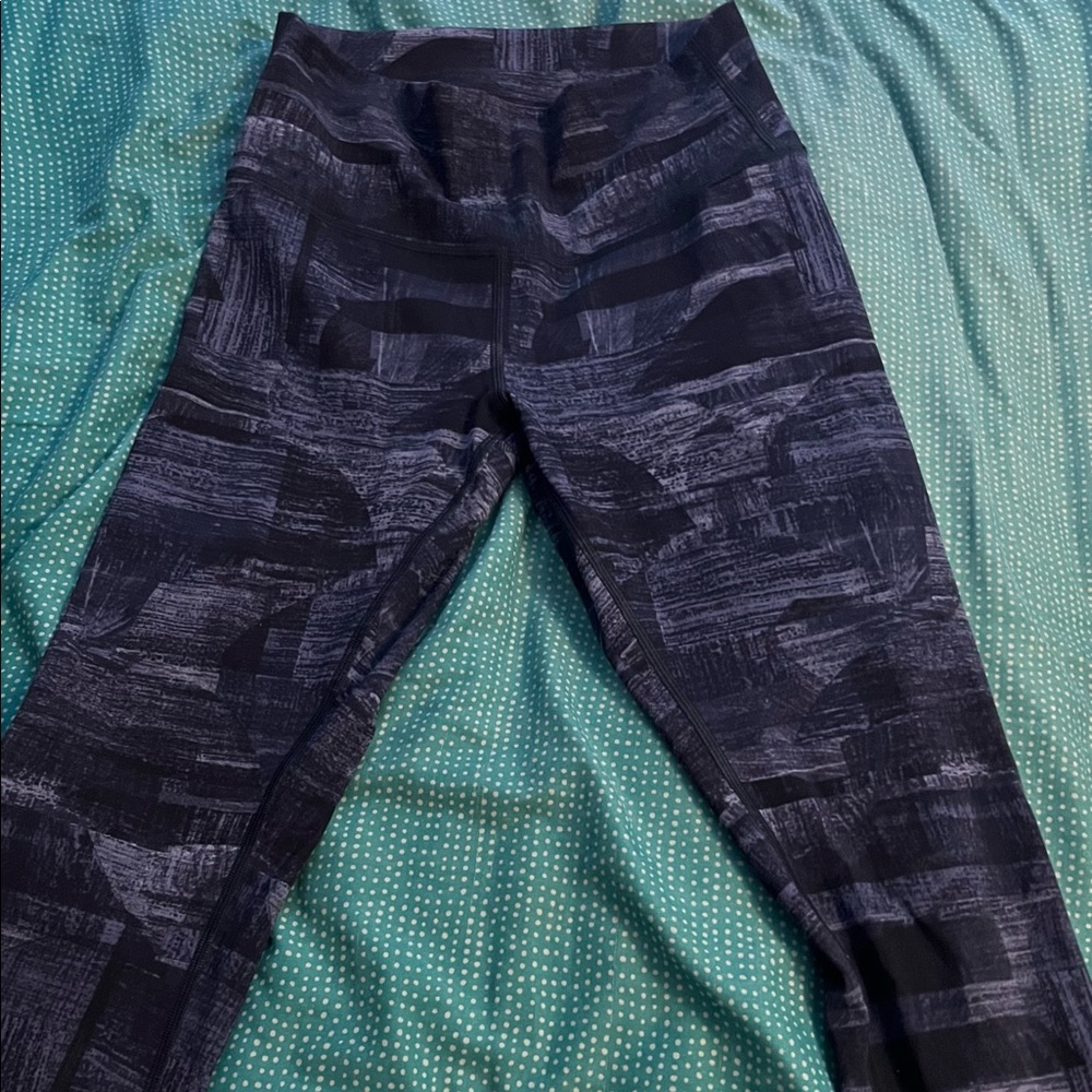 Lululemon Wunder Under crop 21”